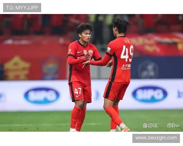 国足迎来关键战中超新星崛起引发球迷热议未来走向与改革期待升温