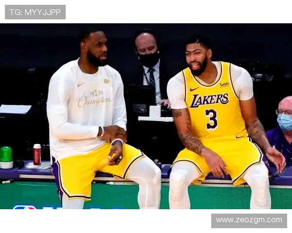 湖人队新赛季目标明确 詹姆斯与戴维斯联手迎接挑战